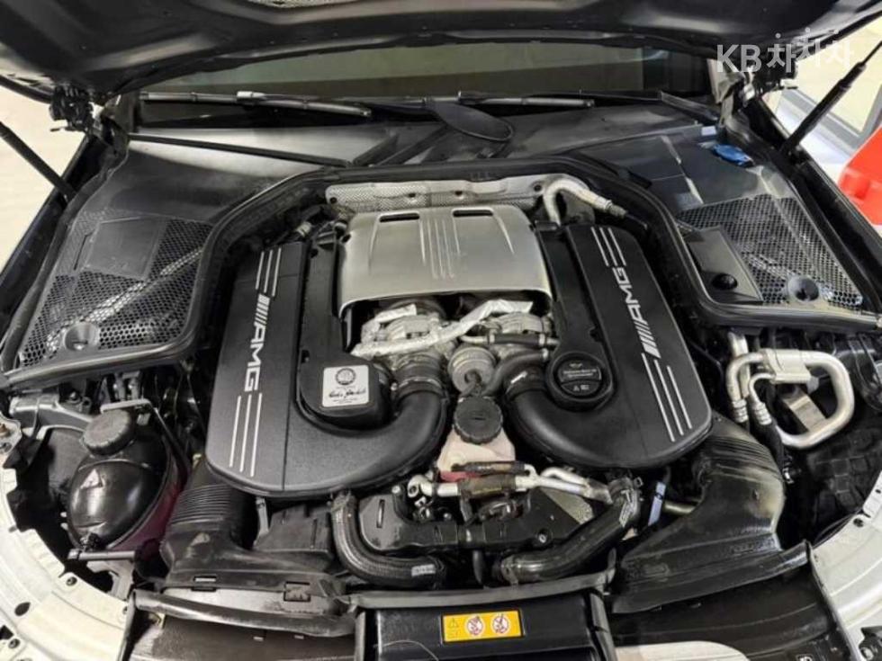 2017 - mercedes-benz c-class