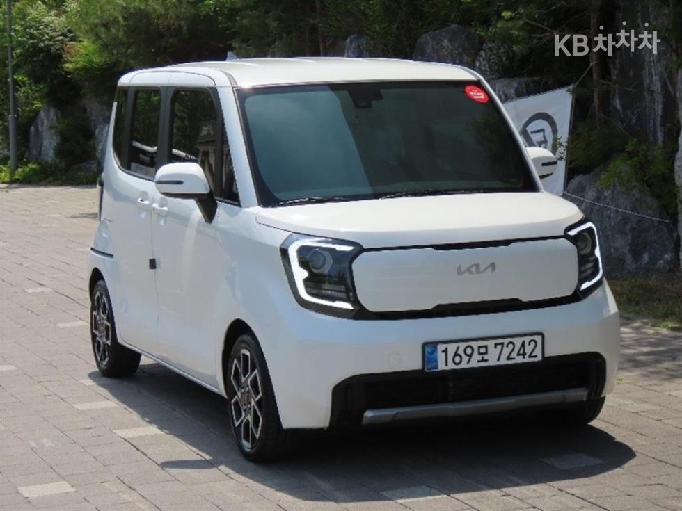 2023 - kia ray
