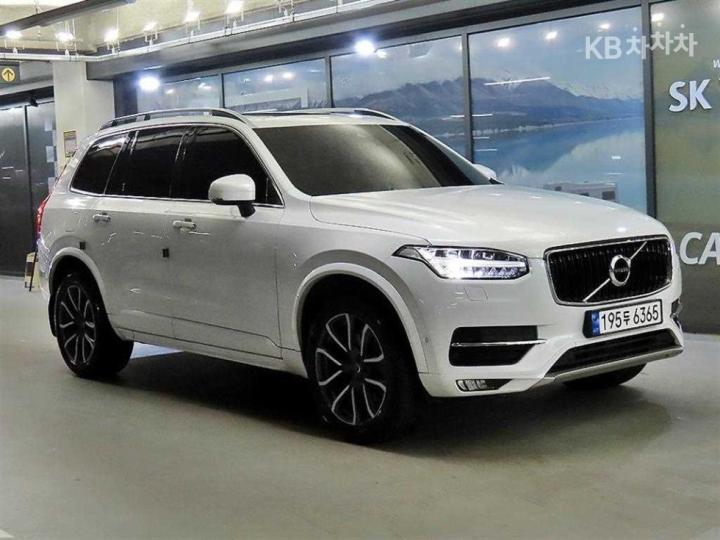 Volvo XC90 D5 Momentum