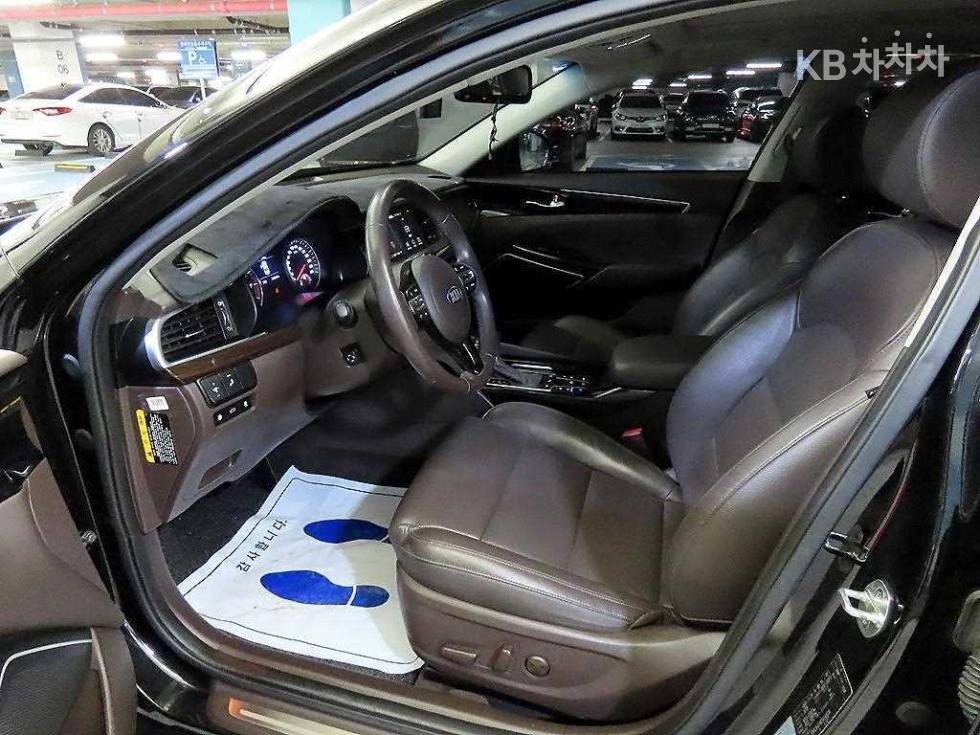2018 - kia k7
