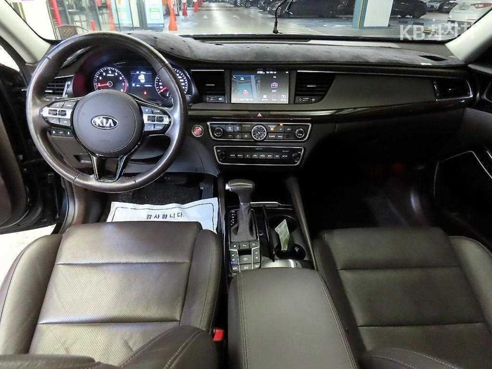 2018 - kia k7