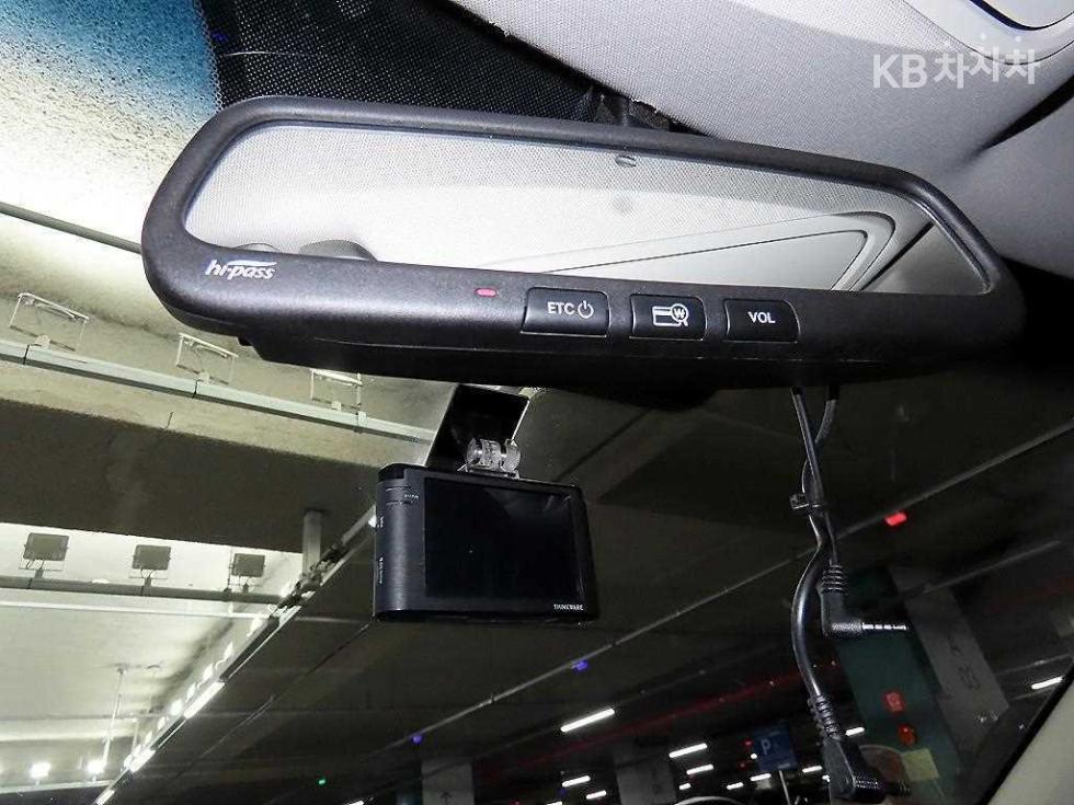 2018 - kia k7