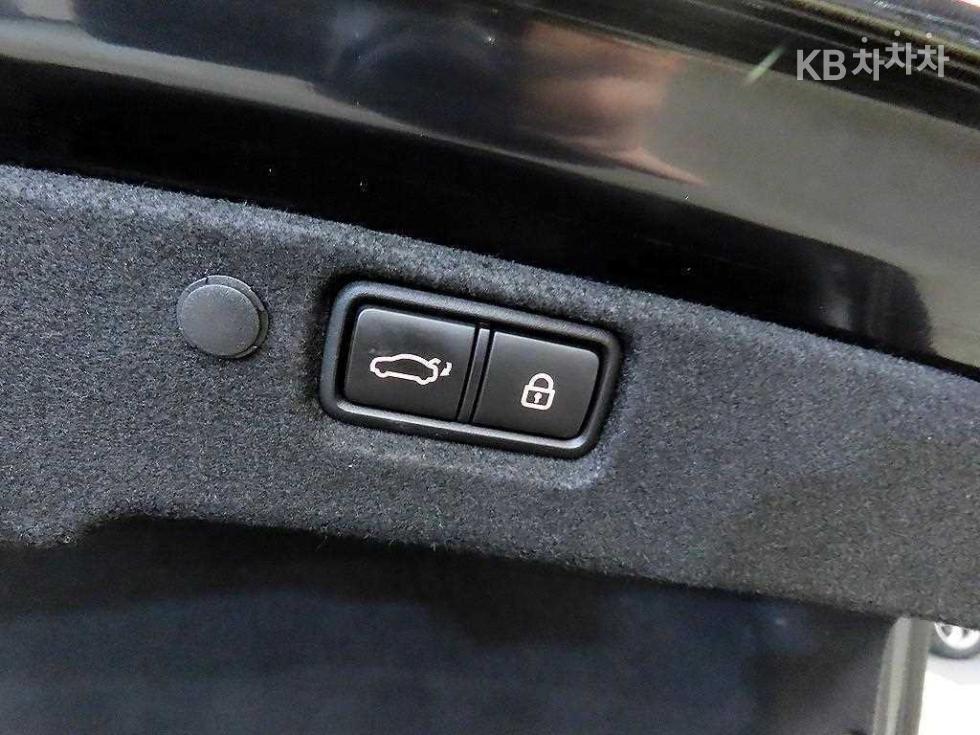 2018 - kia k7