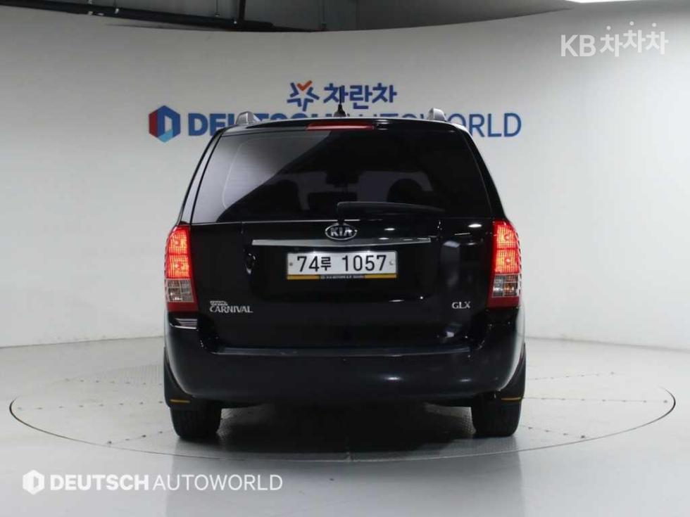 2013 - kia carnival
