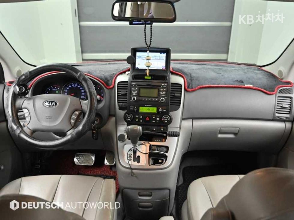 2013 - kia carnival