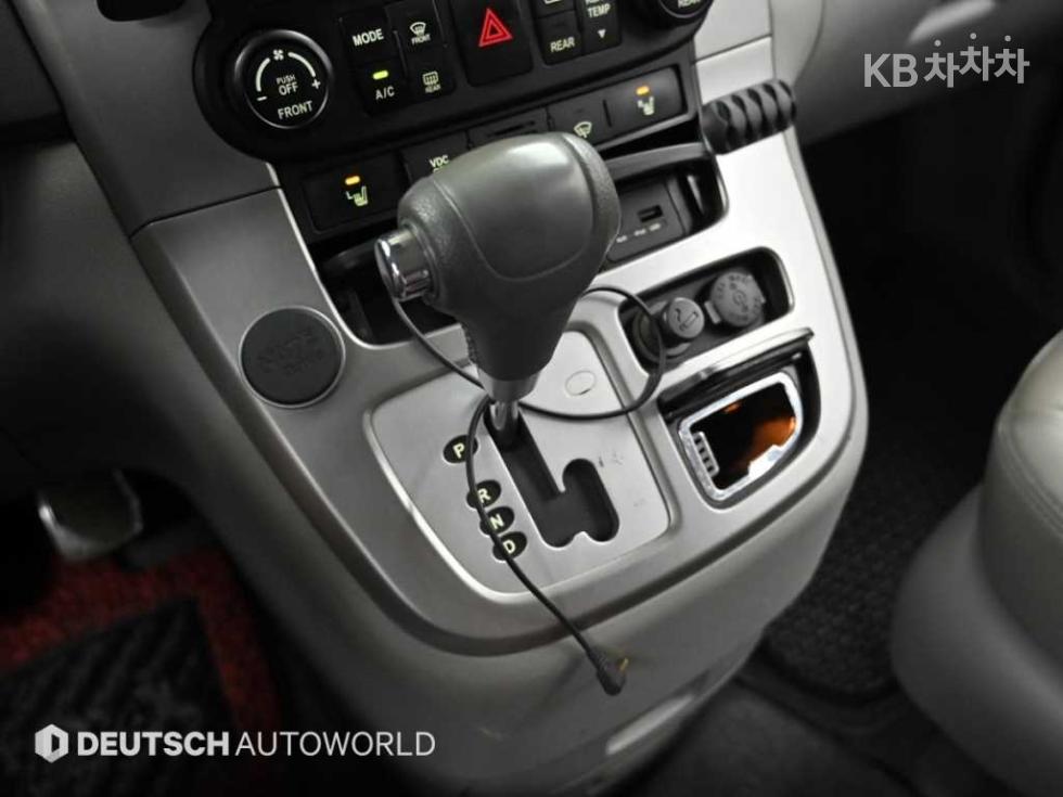 2013 - kia carnival