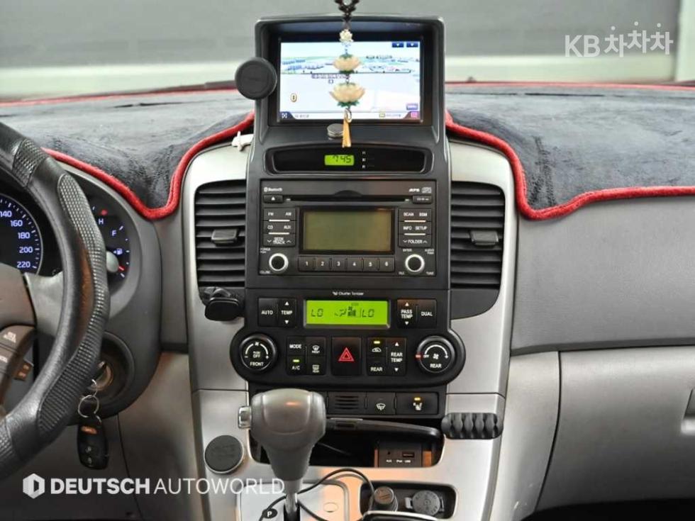 2013 - kia carnival