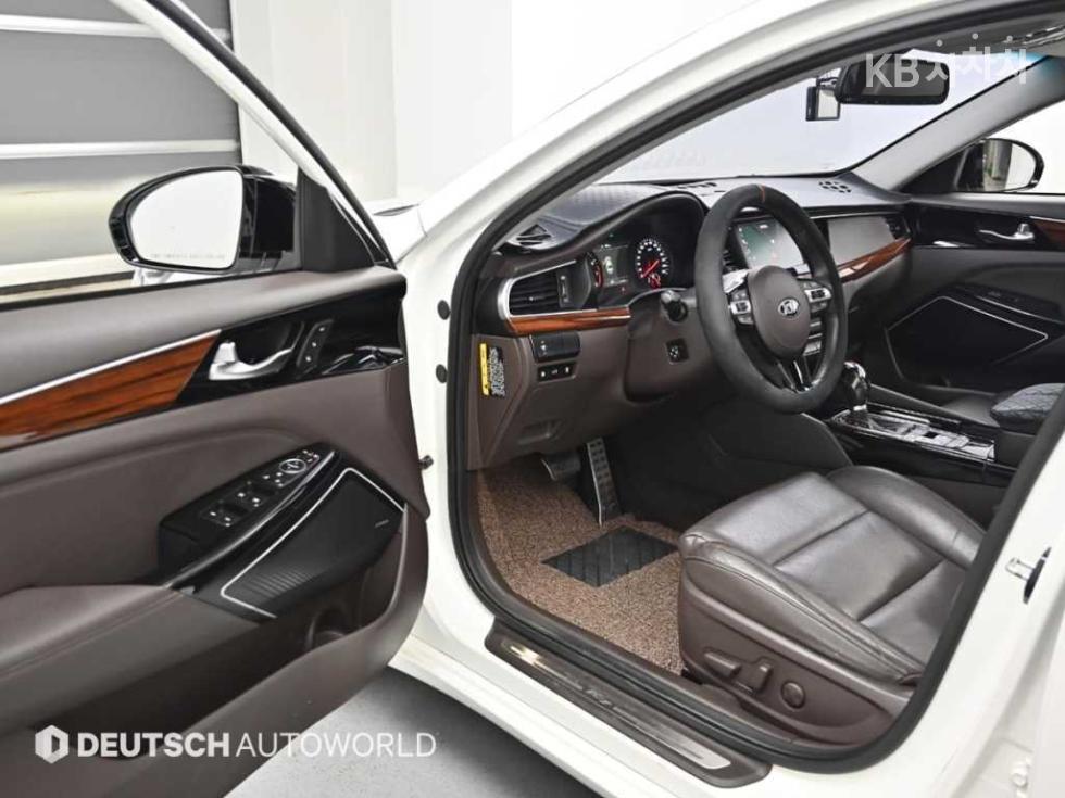 2017 - kia k7
