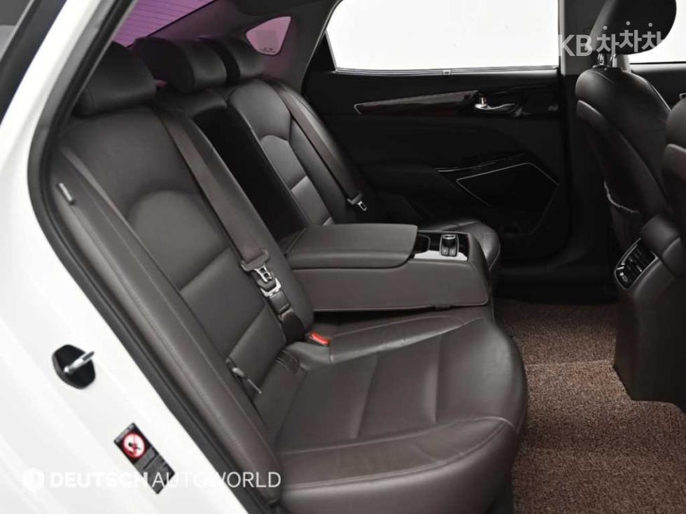 2017 - kia k7