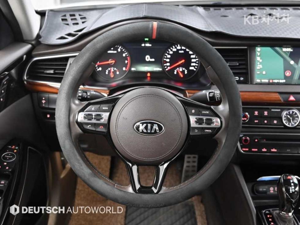2017 - kia k7