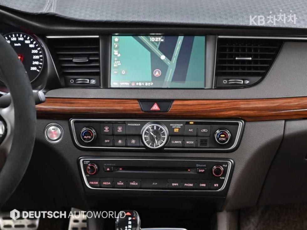 2017 - kia k7
