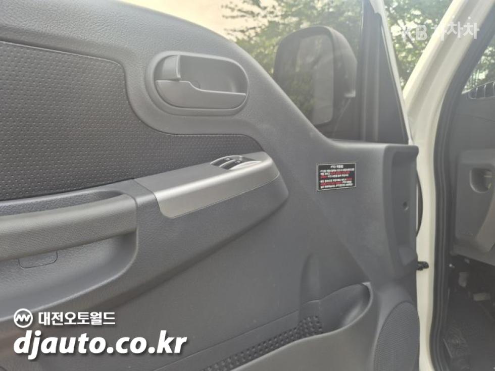 2022 - kia bongo iii