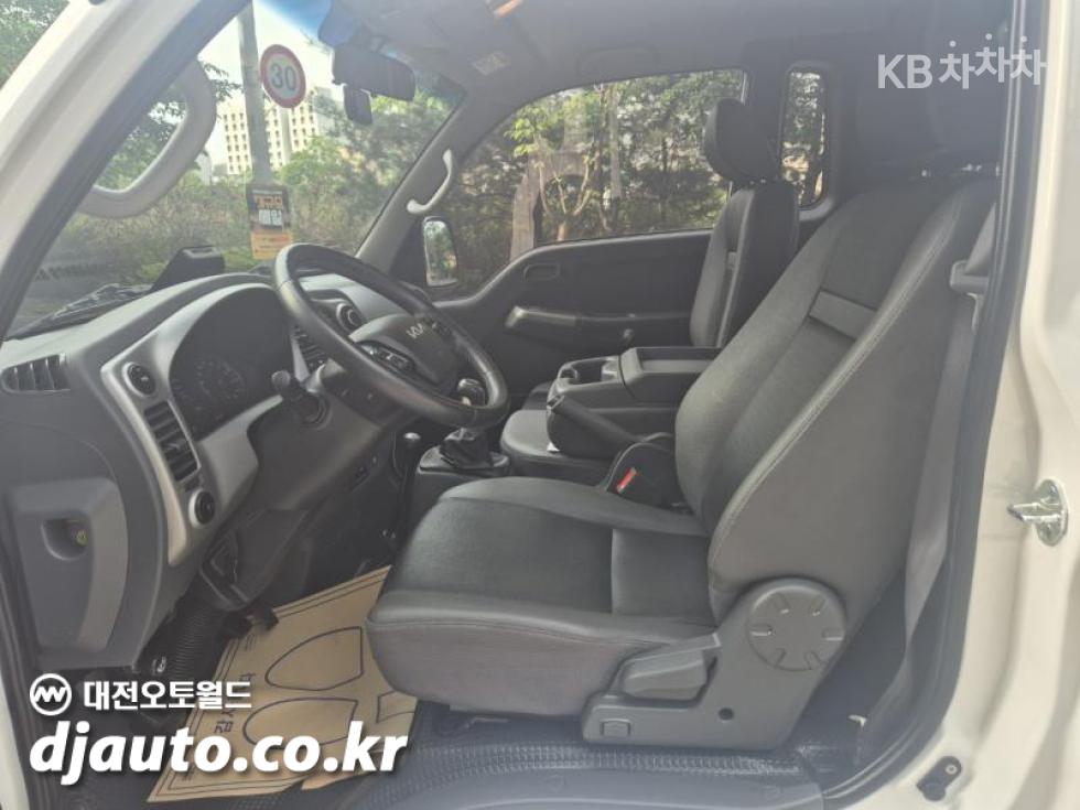 2022 - kia bongo iii