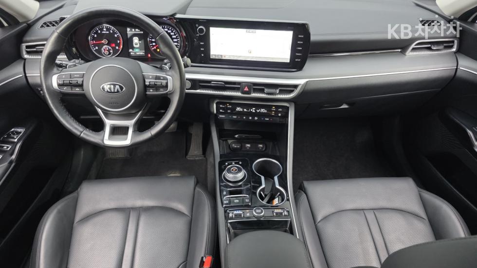 2021 - kia k5