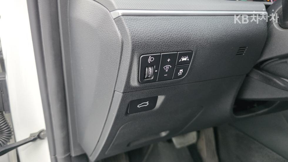 2021 - kia k5