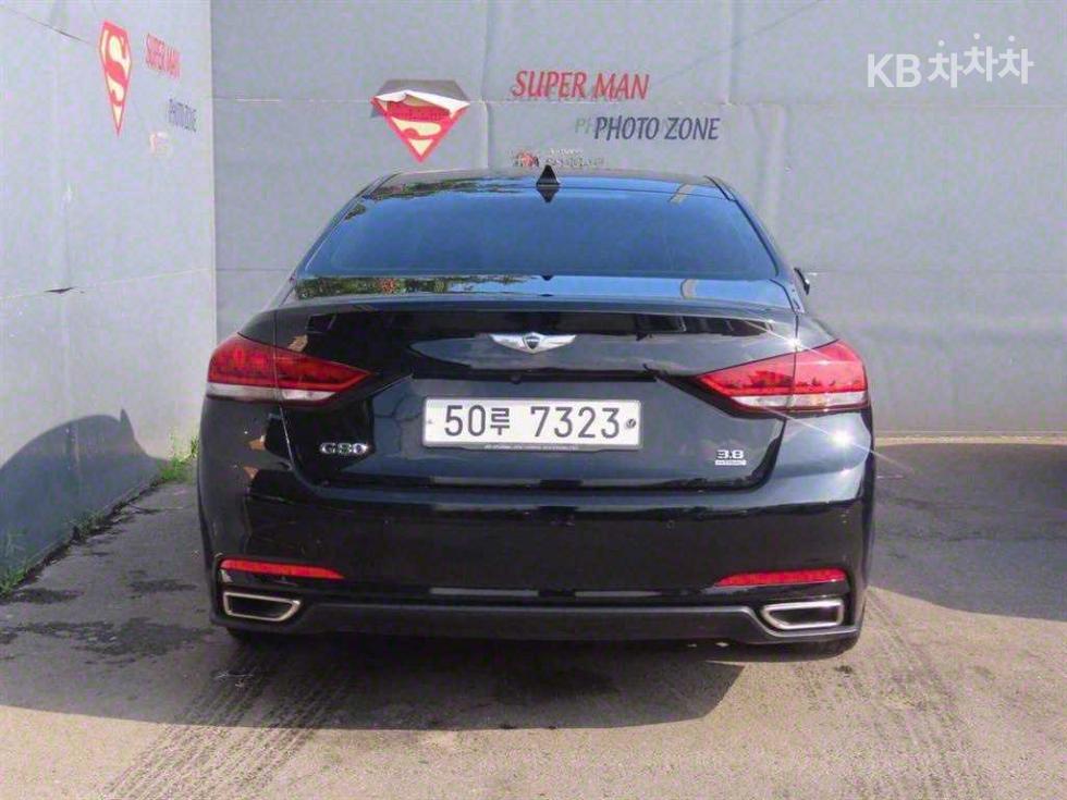 Hyundai Genesis — miniaturë 3