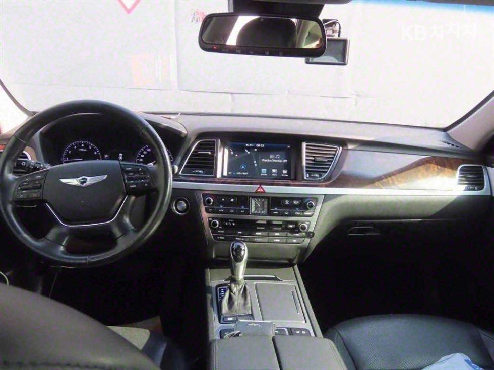 Hyundai Genesis — miniaturë 8