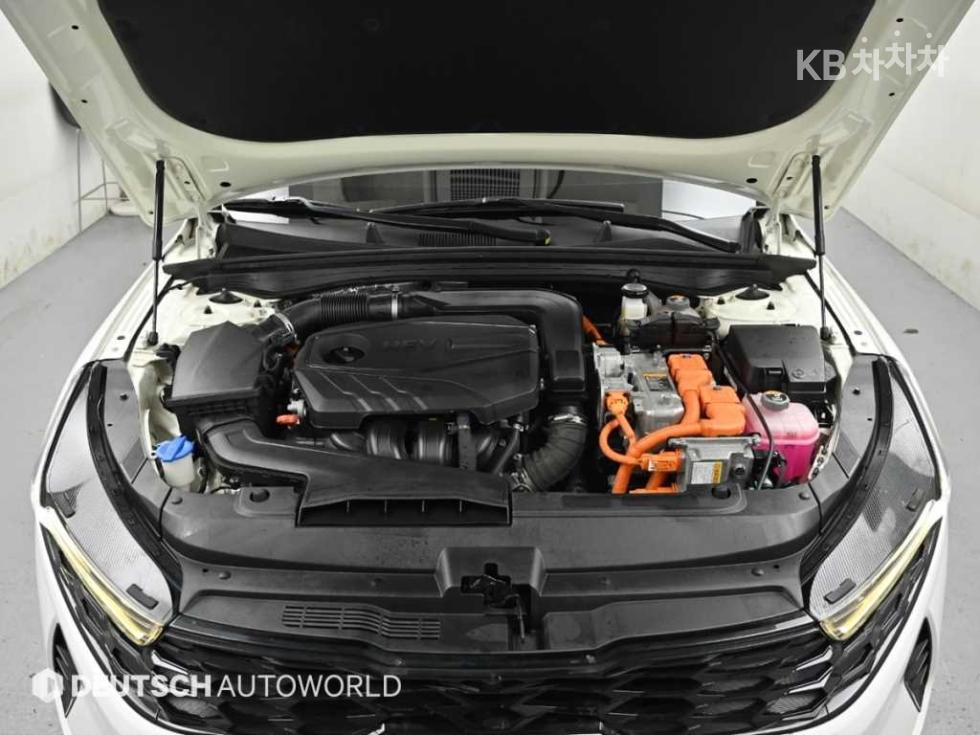 2022 - kia k5