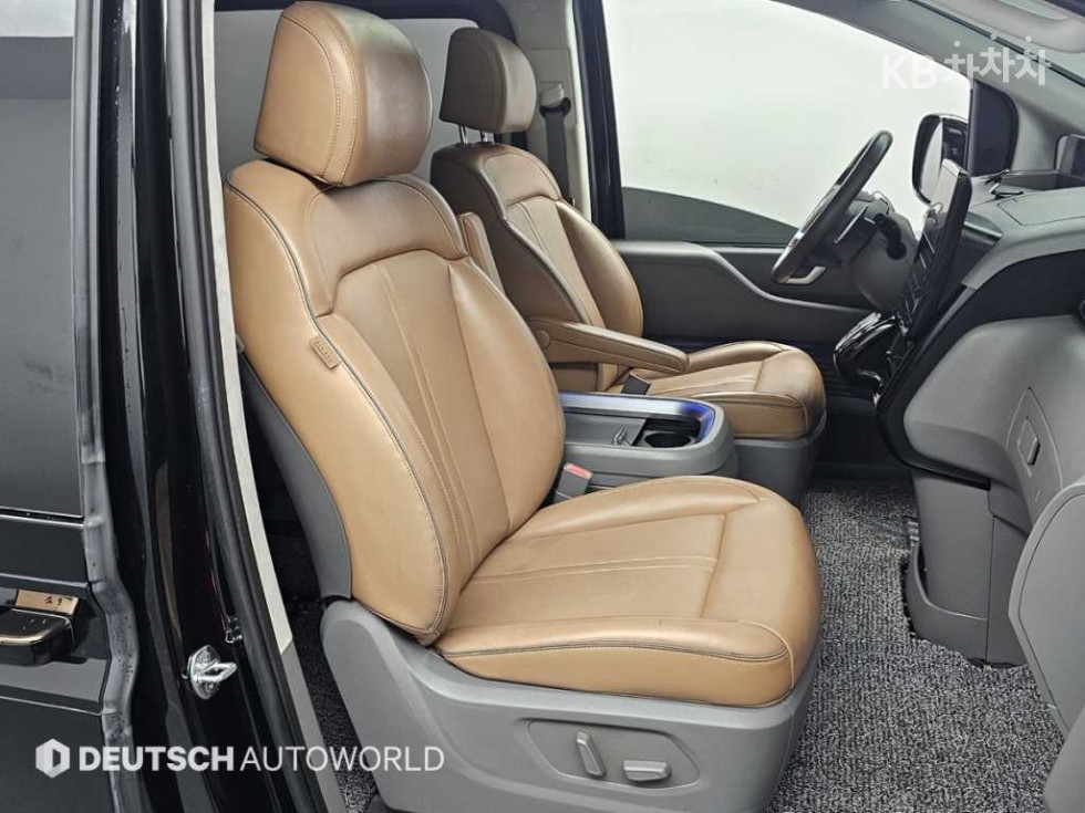 Hyundai Staria — miniaturë 10