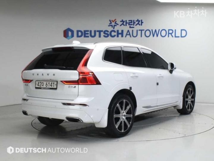 Volvo XC60 D5 2.4 Inscription 3