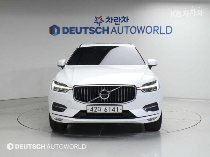 Volvo XC60 D5 2.4 Inscription 4
