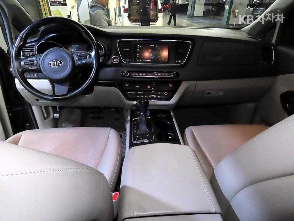 2015 - kia carnival