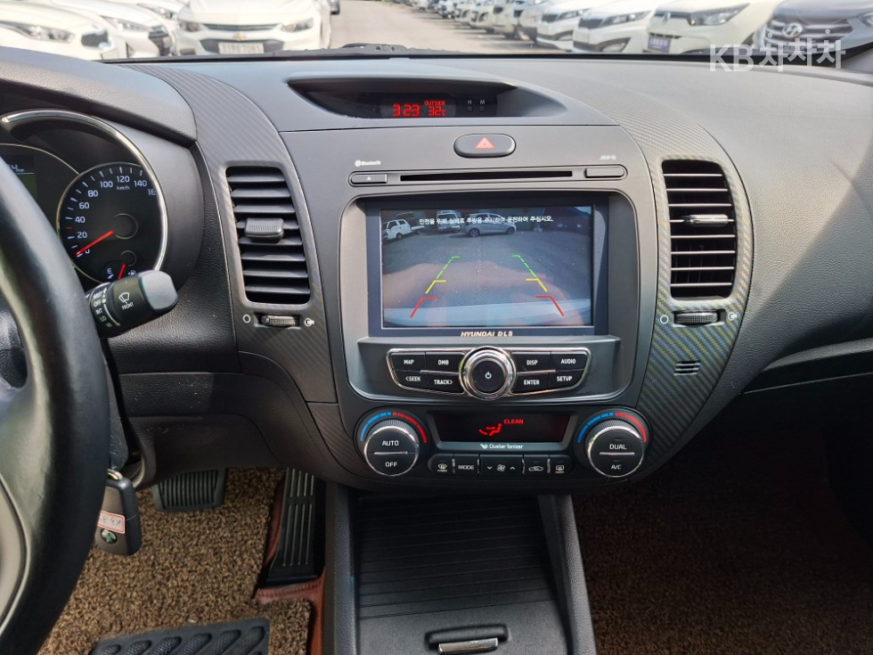 2014 - kia k3