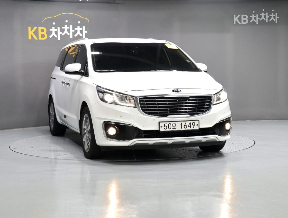 2017 - kia carnival