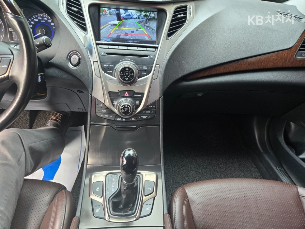 Hyundai Grandeur — miniaturë 11