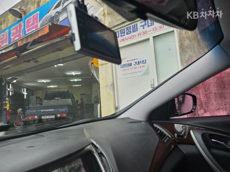 Hyundai Grandeur — miniaturë 13