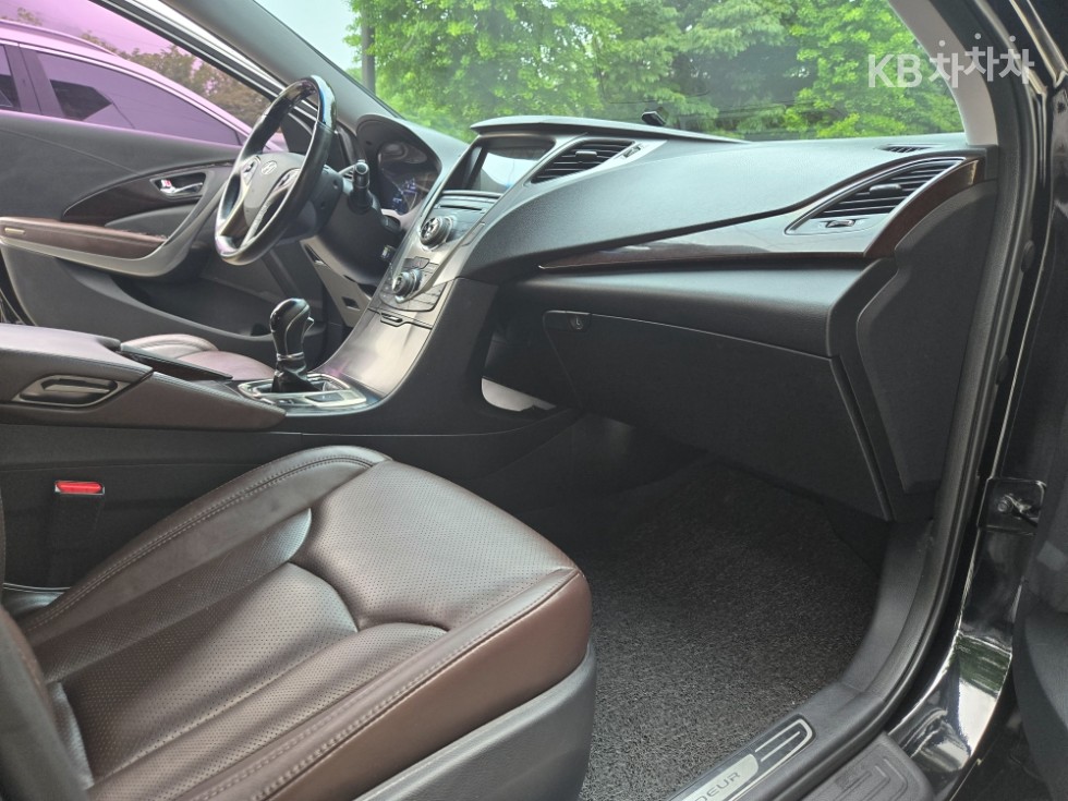 Hyundai Grandeur — miniaturë 14