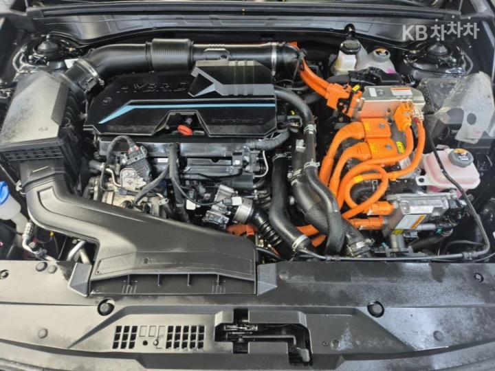 Kia K8 Hybrid 1.6 Turbo Noblesse 6