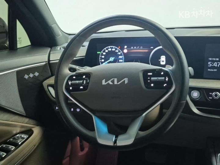 Kia K8 Hybrid 1.6 Turbo Noblesse 10