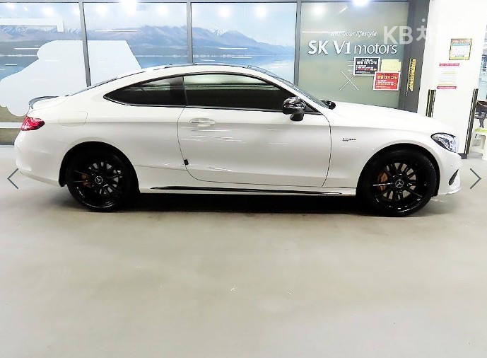 2018 Mercedes-Benz C photo