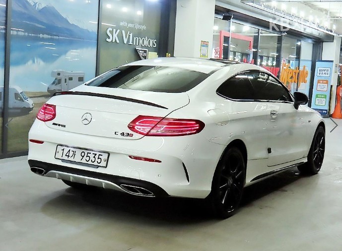 2018 Mercedes-Benz C photo
