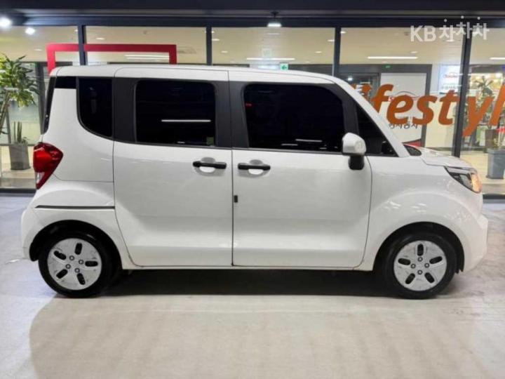 Kia Ray Van 1.0 Gasoline Van Prestige — фото 3