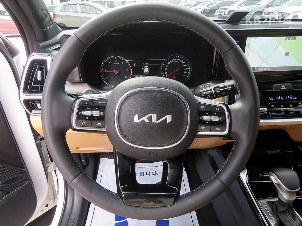 2023 - kia sorento