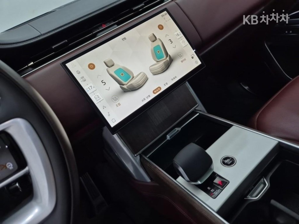 Land Rover Range Rover — miniaturë 10