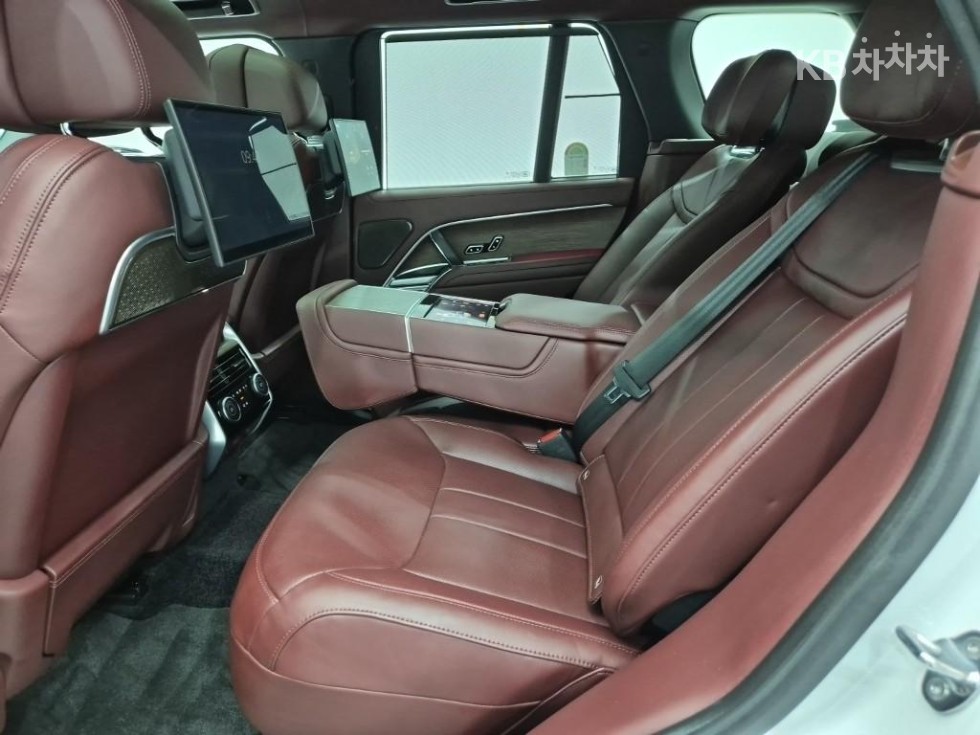 Land Rover Range Rover — miniaturë 12