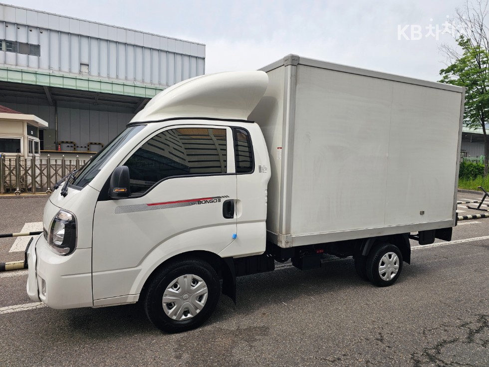 2024 - kia bongo iii