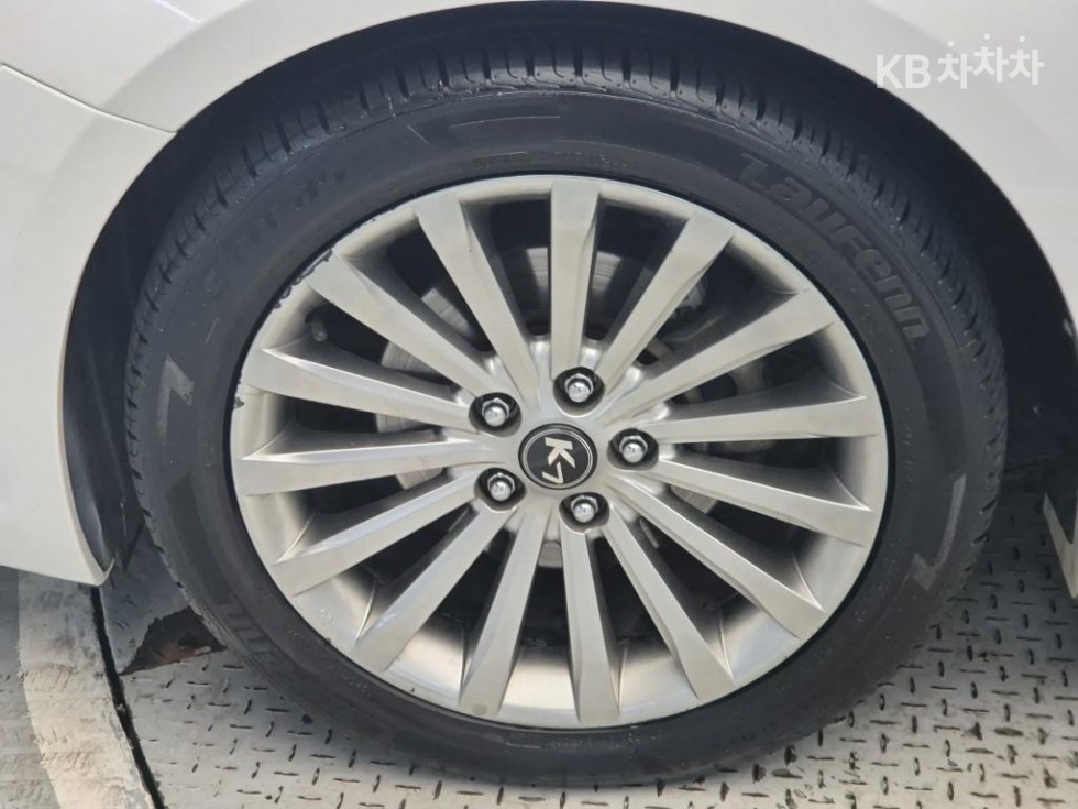 2011 - kia k7