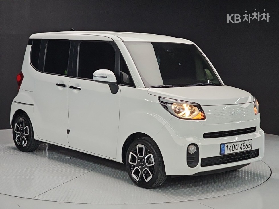 2022 - kia ray