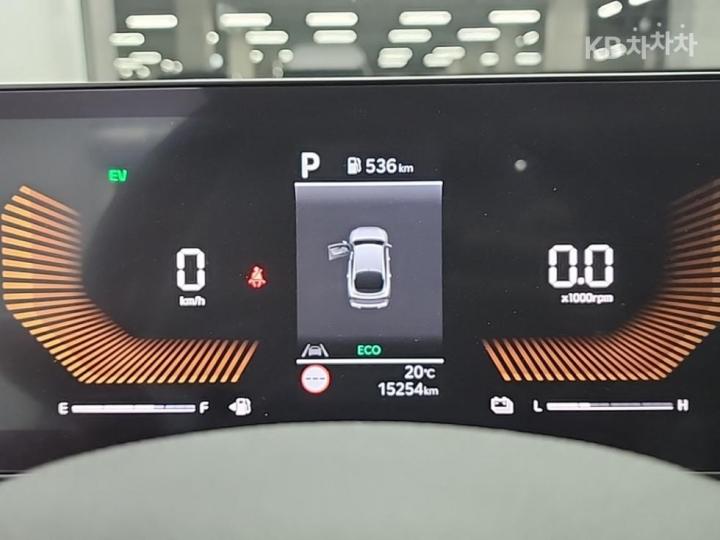 Kia K5 Hybrid 2.0 HEV Prestige 7