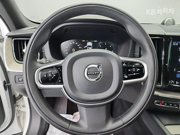Volvo XC60 D5 Inscription 10