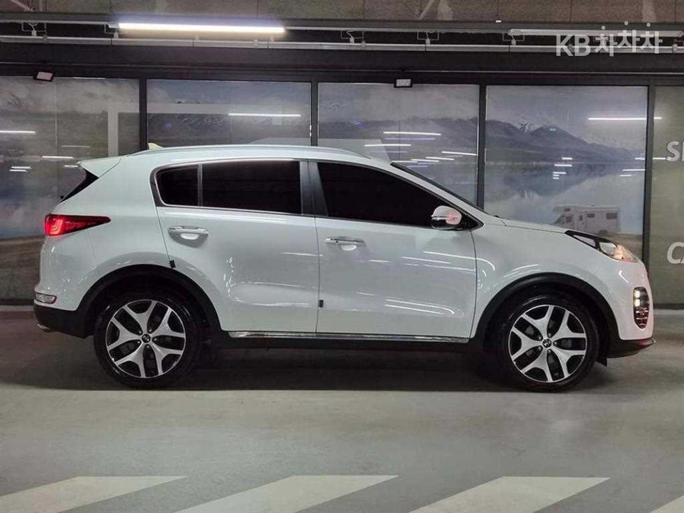 2017 - kia sportage