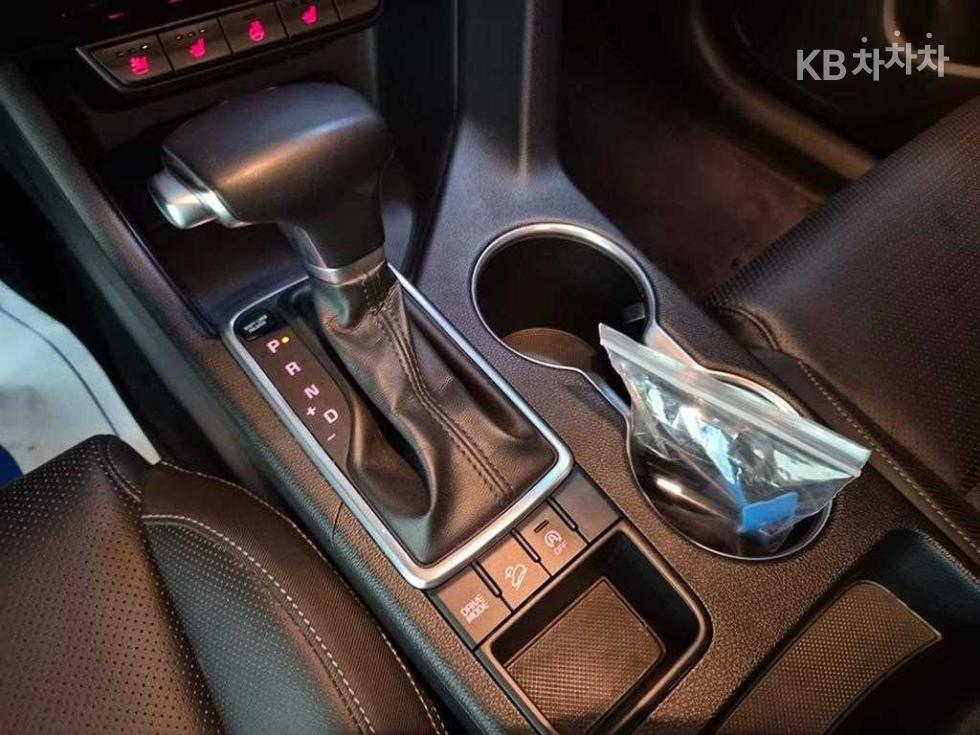 2017 - kia sportage