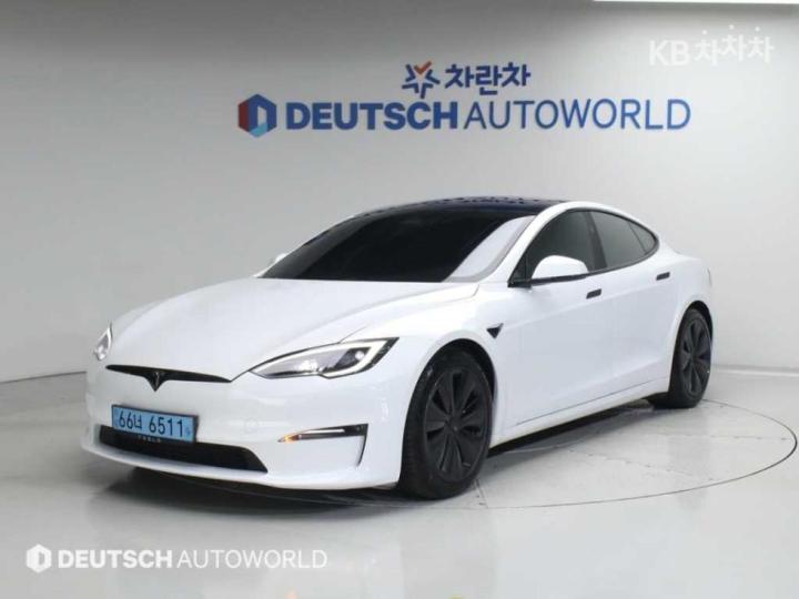 Tesla Model S Plaid
