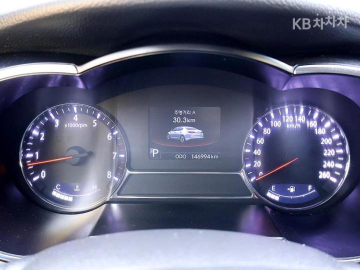 Kia K5 Gasoline 2.0 Prestige 7