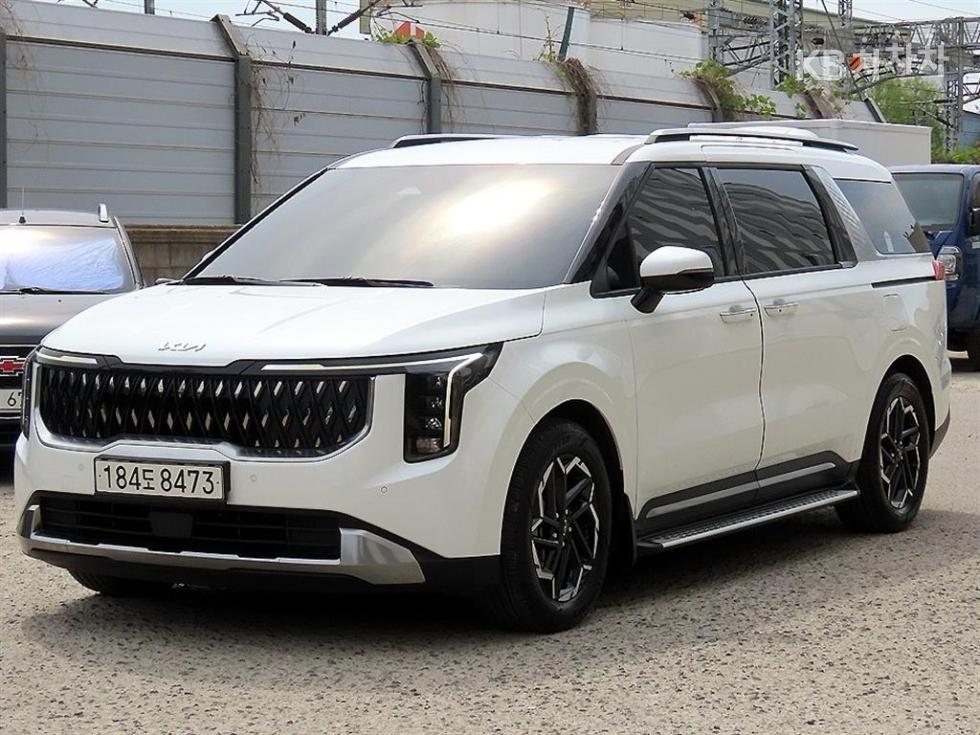 2024 - kia carnival