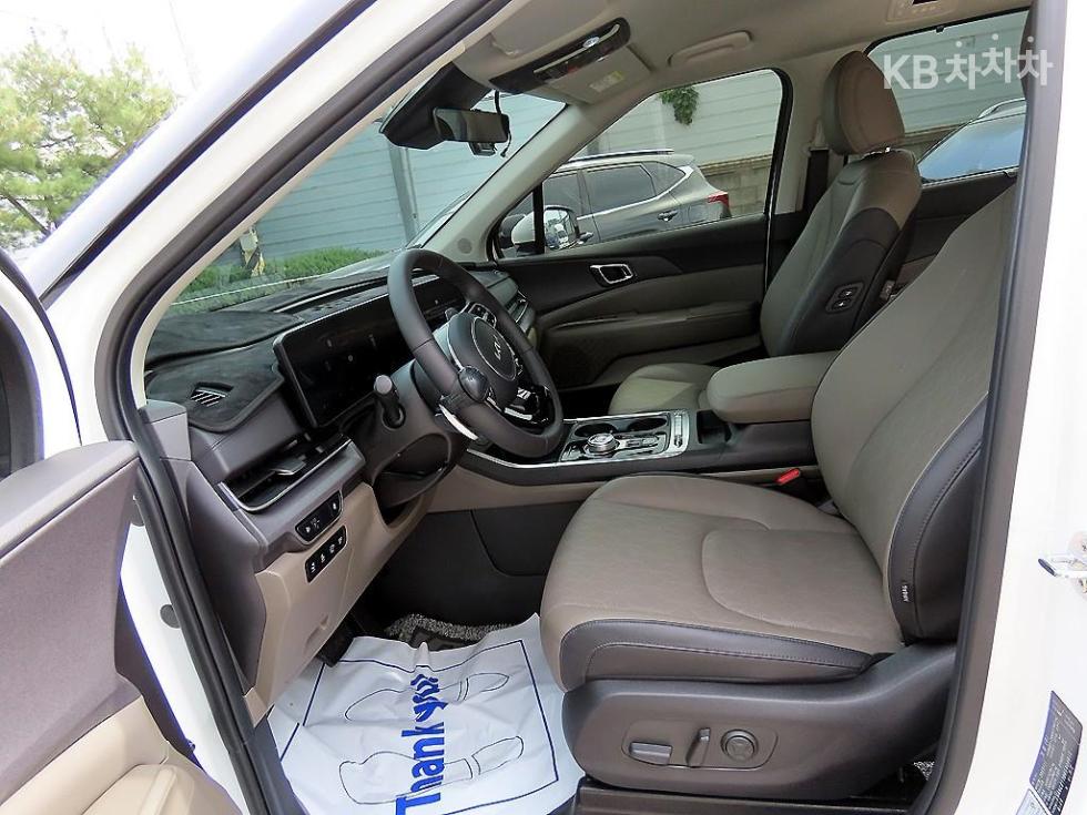 2024 - kia carnival